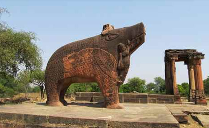 Bhopal To Sagar - Travel agent  in Bhopal